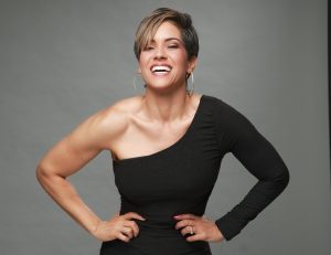 izis la enfermera de la salsa